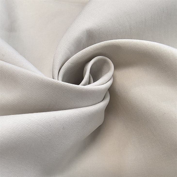 TR البدلة النسيج